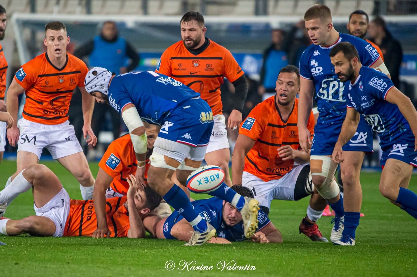 Eric ESCANDE - Regis MONTAGNE - Mathis SARRAGALLET -  FC Grenoble Rugby - Racing Club Narbonnais - Rugby -  (#GrenobleVsNarbonne2021Nov) Photo by: Karine Valentin | Siuxy Sports 2021-11-26