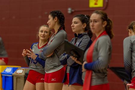 RSEQ - Volley Fém (D2) - ETS (2) vs (3) UQAR - Reel E (Candid shots)