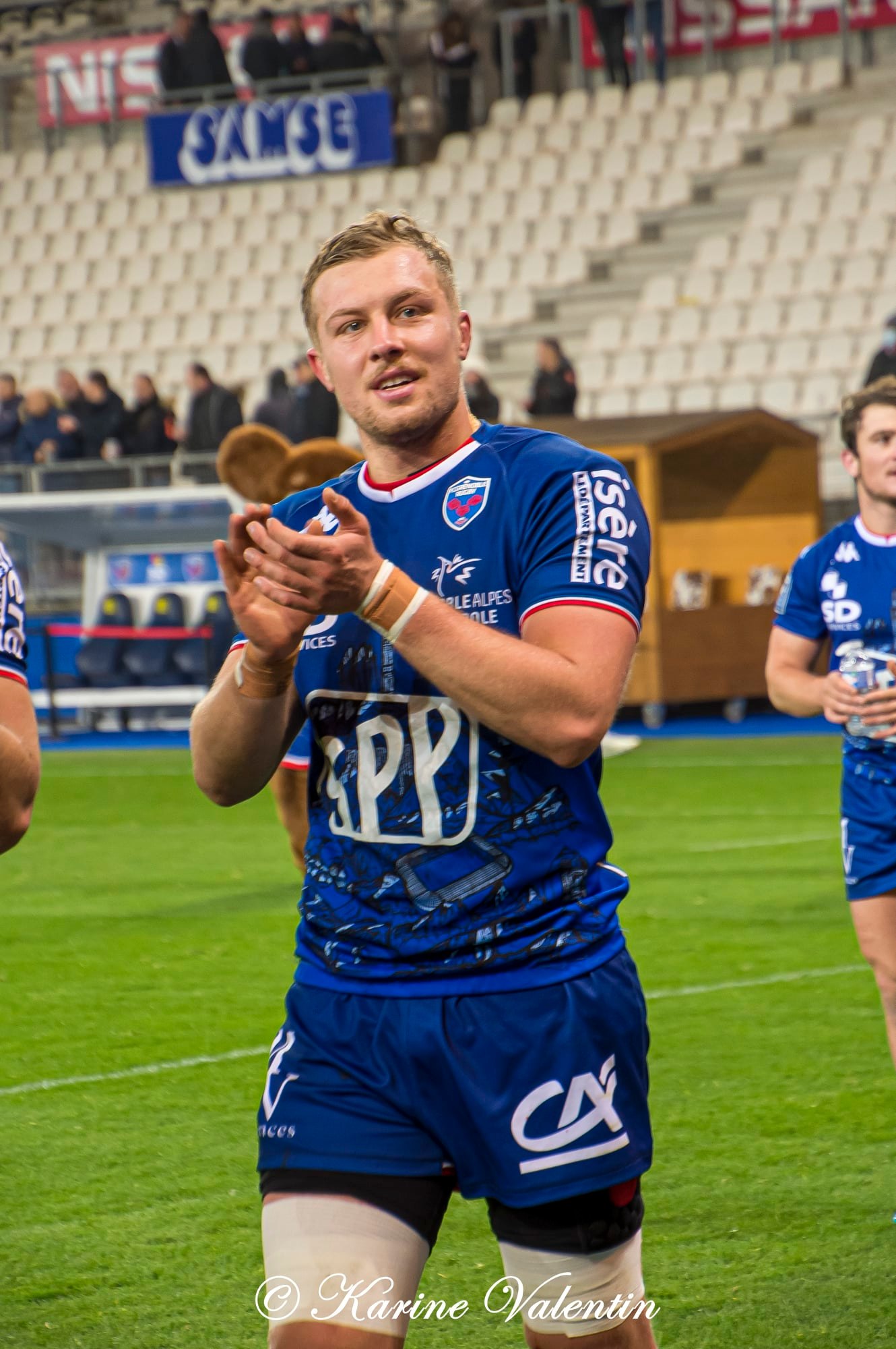 Antonin BERRUYER - Florian ZUPAN -  FC Grenoble Rugby -  - Rugby -  (#GrenobleVsNarbonne2021Nov) Photo by: Karine Valentin | Siuxy Sports 2021-11-26