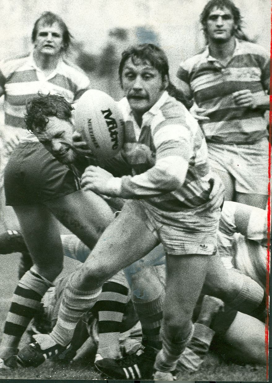 Alejandro IACHETTI - Marco IACHETTI - Ricardo LANDAJO -  Selección Argentina de Rugby XV -  - Rugby - Ricardo Landajo y los hermanos Iachetti detras () Photo by:  | Siuxy Sports 1978-10-10