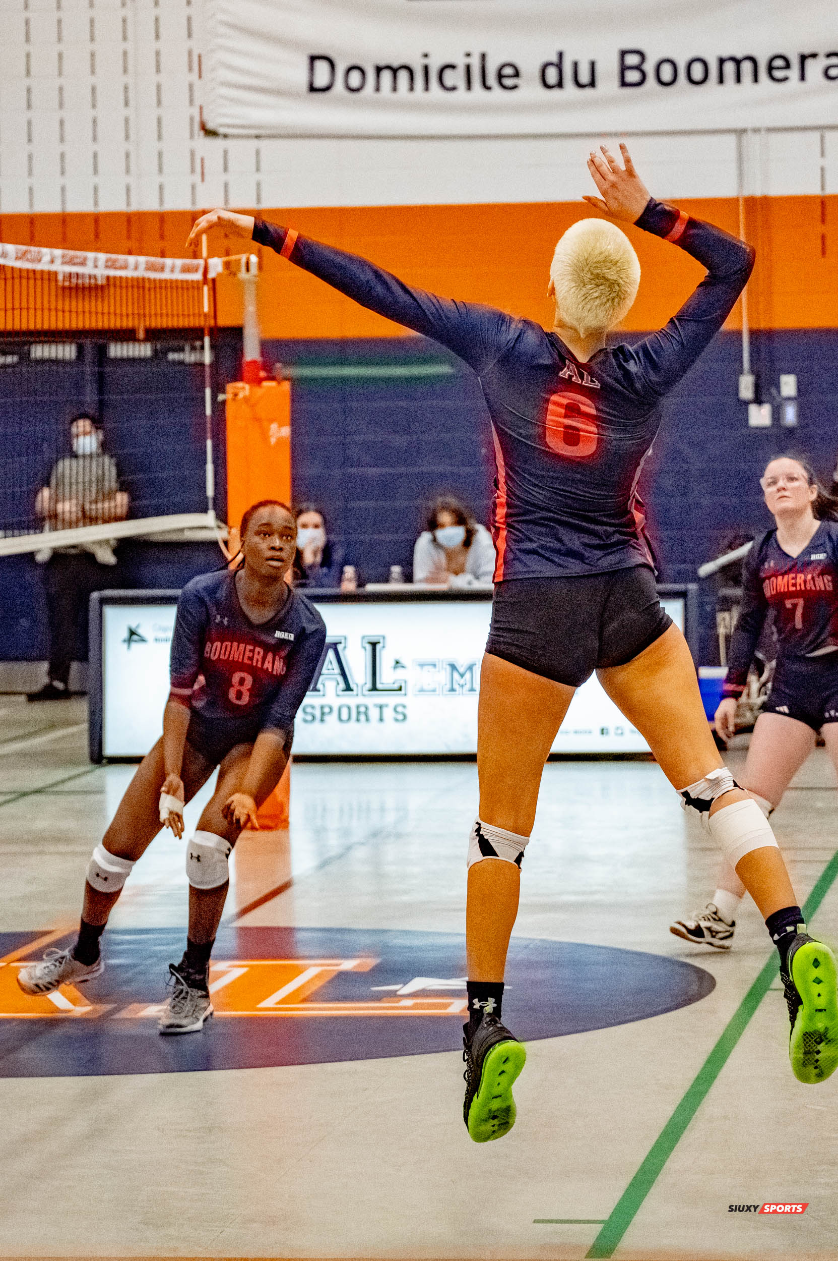 Camille LAMONTAGNE -  Cégep André Laurendeau -  - Volleyball -  (#VolleyFemCALvsCMV) Photo by:  | Siuxy Sports 2021-11-22