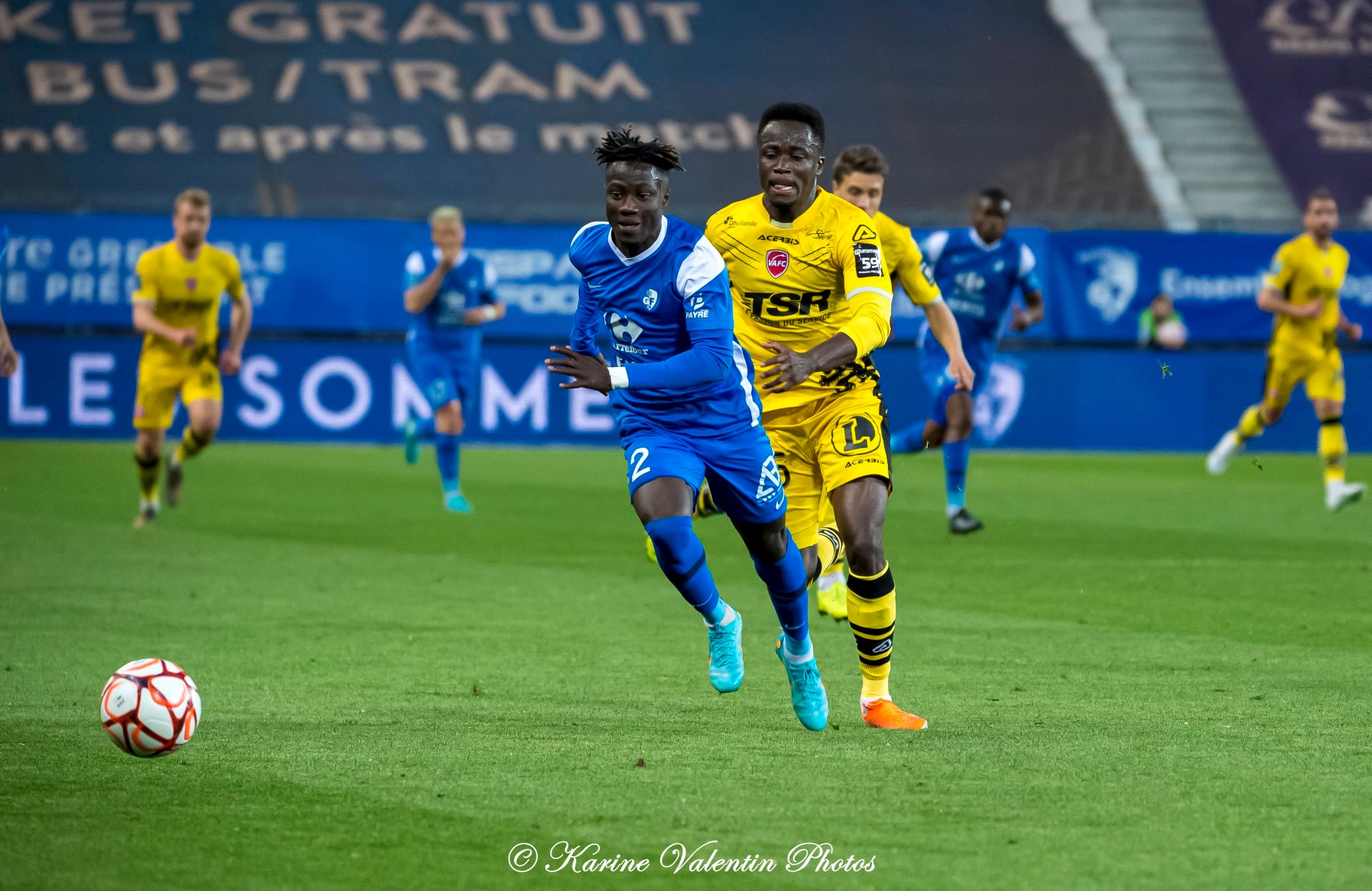  Grenoble Foot 38 - Valenciennes FC - Soccer - Grenoble (3) vs (0) Valenciennes (#GF38vsValenciennes2022) Photo by: Karine Valentin | Siuxy Sports 2022-04-19