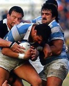 Jugando para Los Pumas
