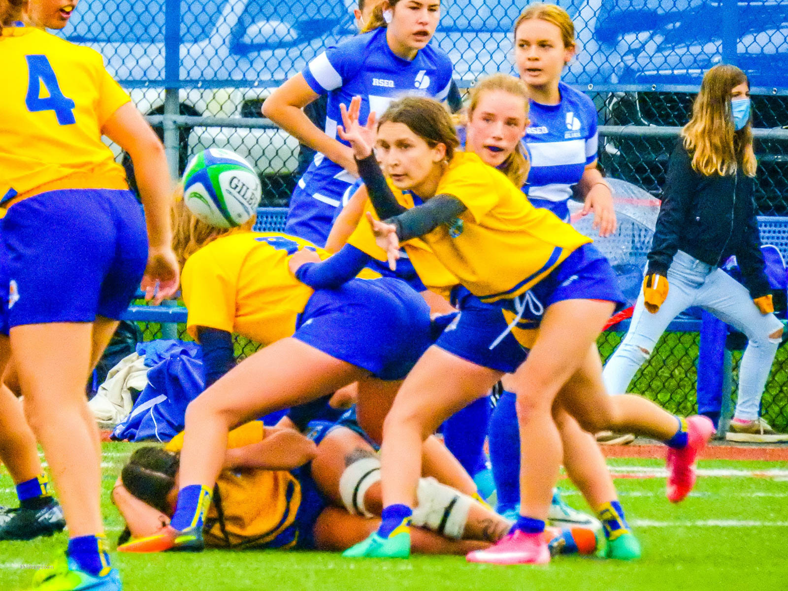  College John Abbott - College Dawson - Rugby -  (#AbbottvsDawsonW2021) Photo by:  | Siuxy Sports 2021-10-03