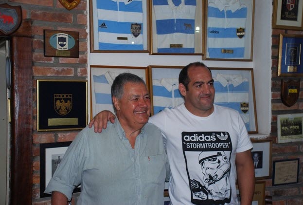 Mario LEDESMA AROCENA - Hugo NICOLA -  Curupaytí Club de Rugby -  - Memorabilia - Dos grandes Pumas () Photo by:  | Siuxy Sports 2010-10-10