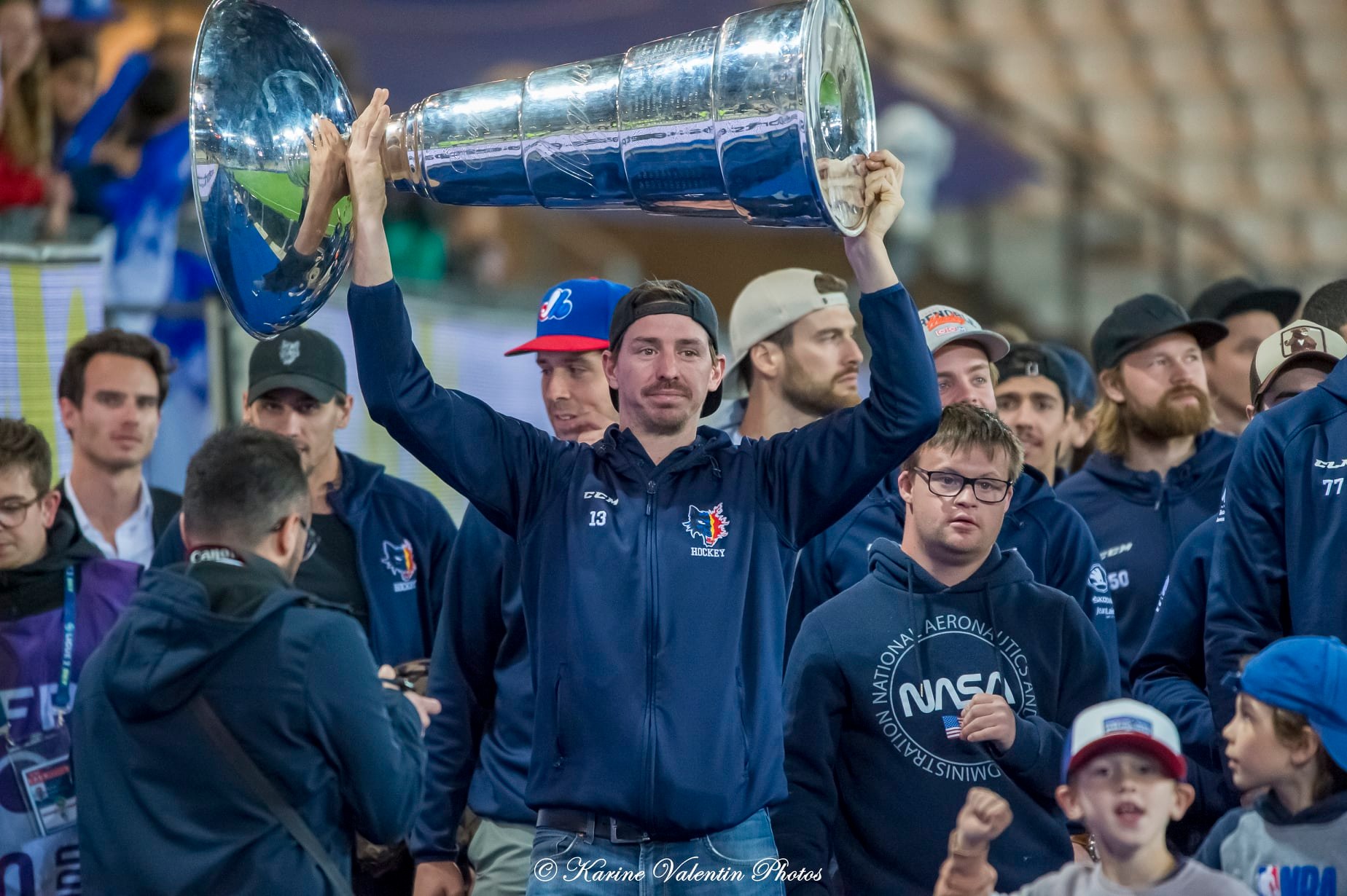  Grenoble -  - Ice hockey - Les Brûleurs de loups, en visite au match du GF38 (#BruleursChampions2022) Photo by: Karine Valentin | Siuxy Sports 2022-04-19