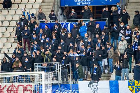 Grenoble Foot 38 vs Chamois Niortais FC
