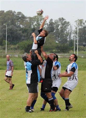 Cambalache XV vs RON XV (Centro Naval) - Primer Enc. Veteranos en Areco con Vaquillona c/Cuero 2014