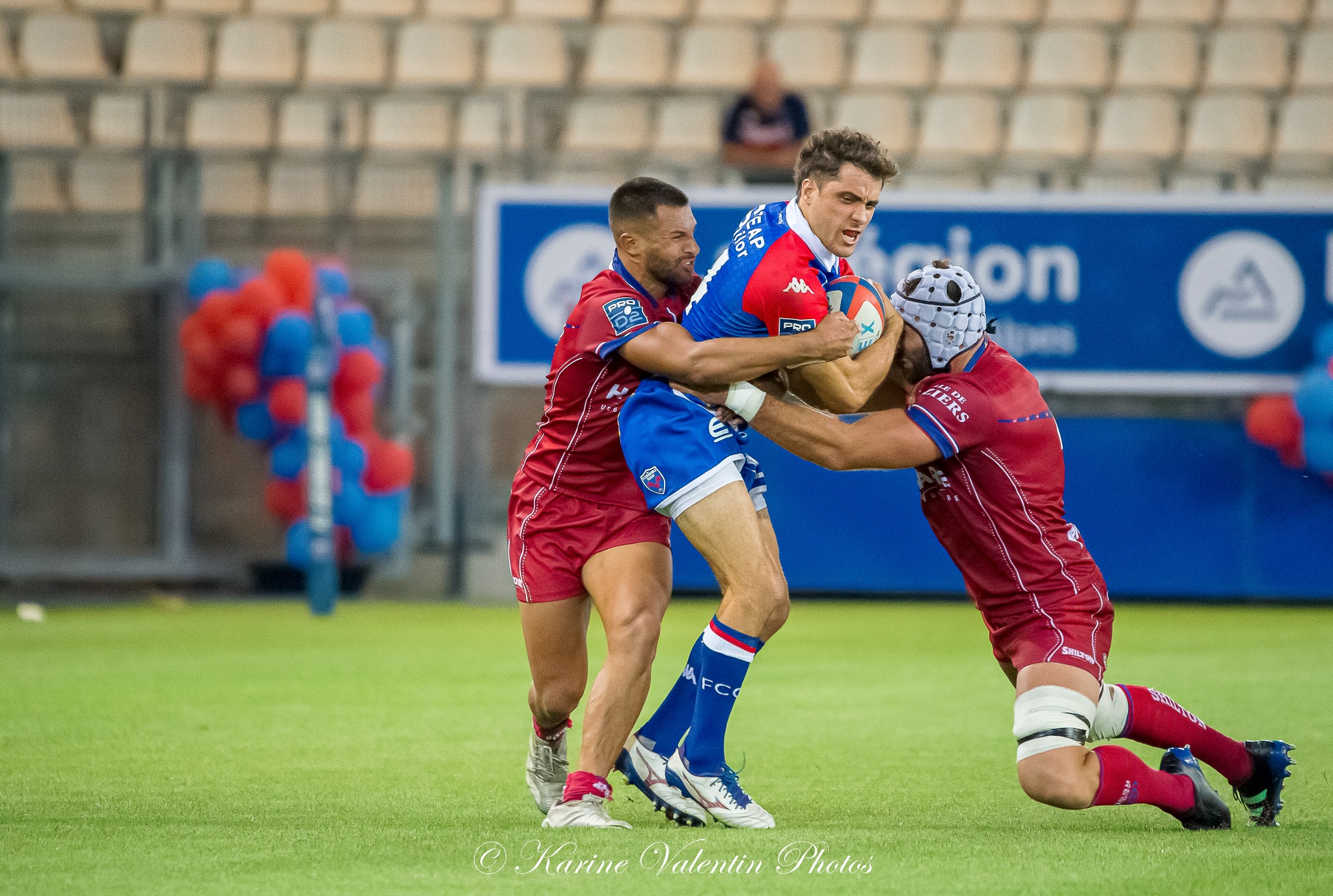 Lucas DUPONT -  FC Grenoble Rugby - AS Béziers Hérault - Rugby - FC GRENOBLE RUGBY (19) VS (15) AS BÉZIERS HÉRAULT (#FCGvsASBHaou2022) Photo by: Karine Valentin | Siuxy Sports 2022-08-26