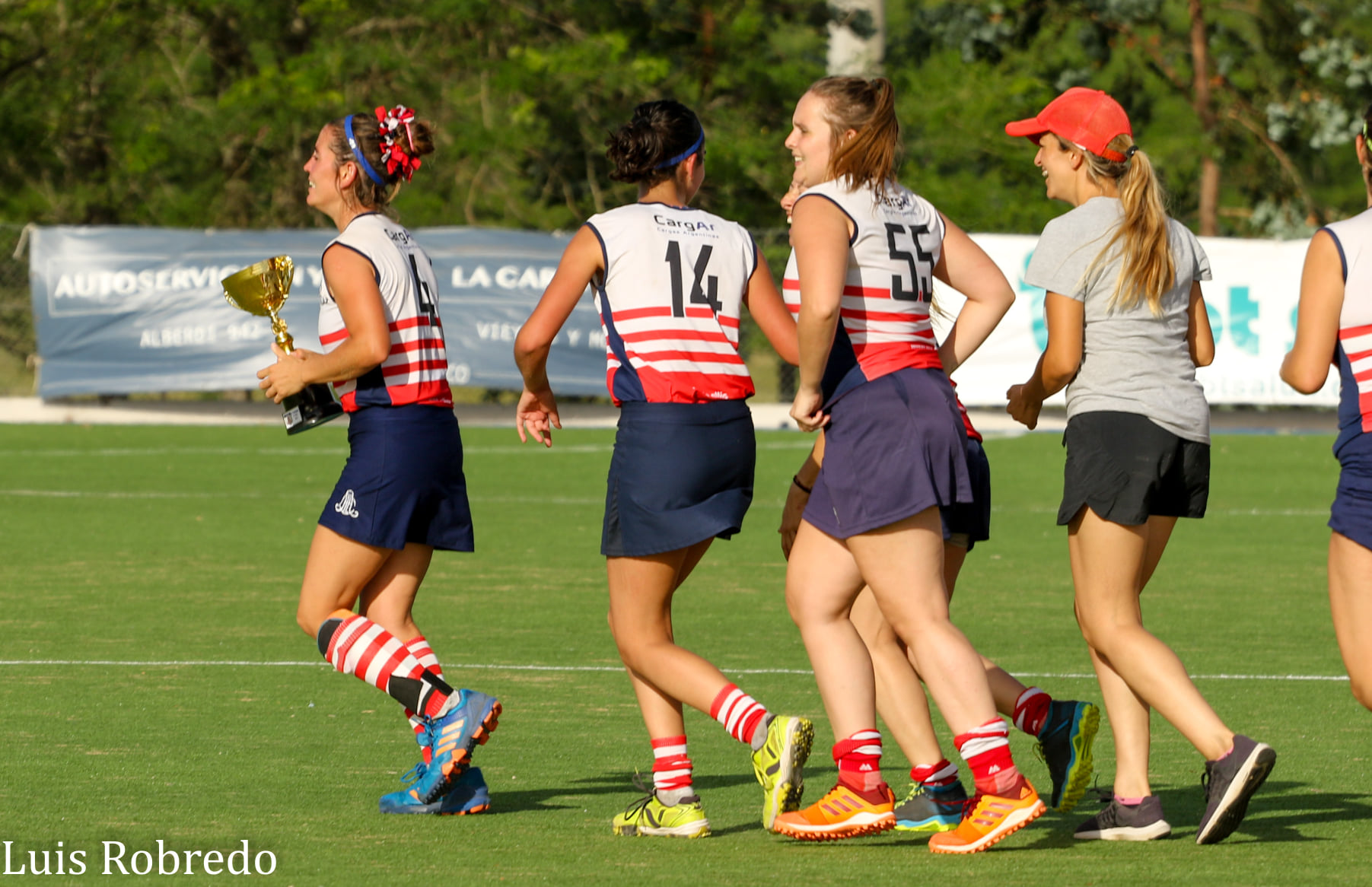  Areco Rugby Club -  - Field hockey - Festejos campeonato 2021 de Hockey - Asociación de Hockey del Oeste (#CelebracionAHO2021) Photo by: Luis Robredo | Siuxy Sports 2021-12-12