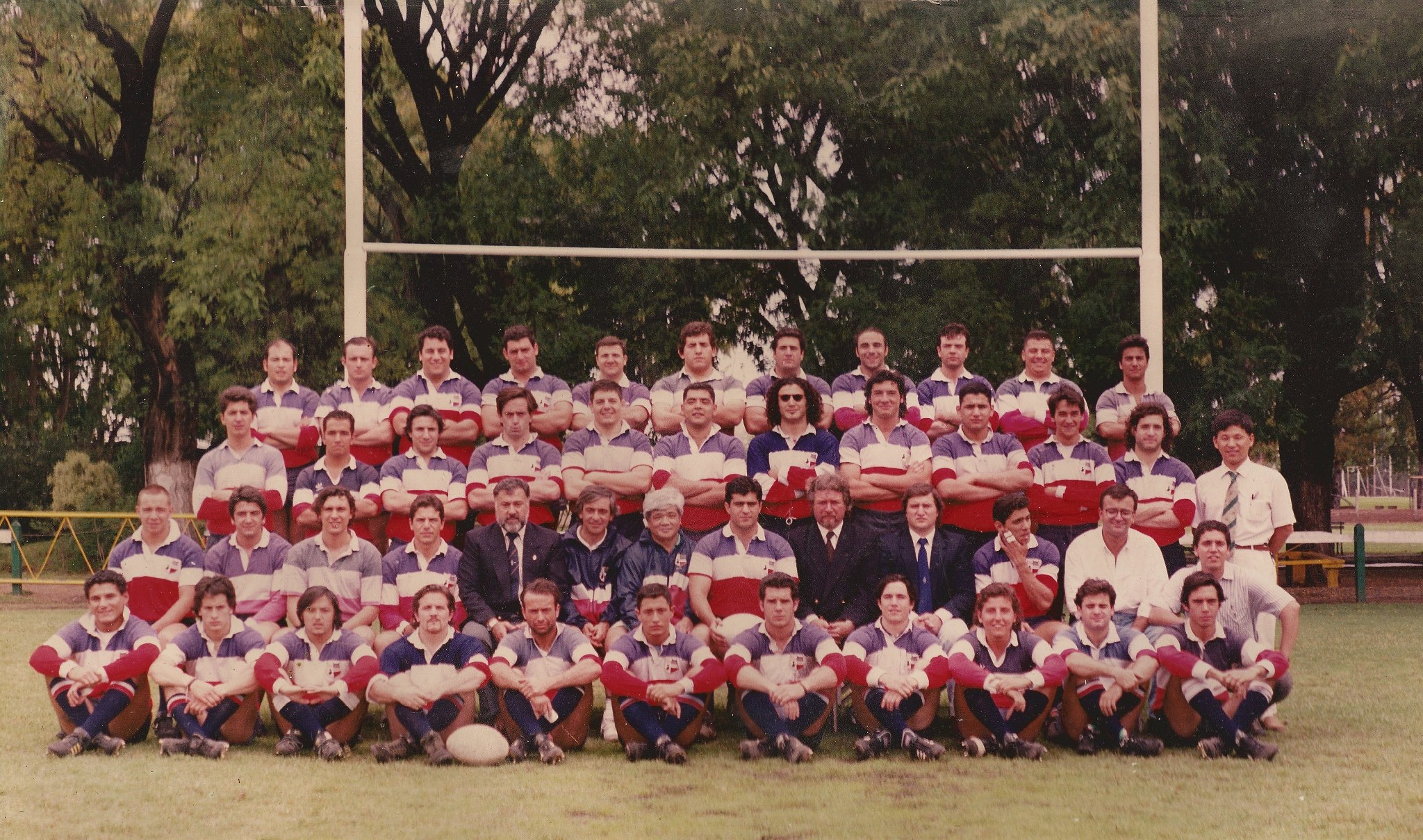 Jorge CABRAL - Alejandro CALZON GONZALEZ - Sebastian Esteban CAMPOS - Maximiliano CASEY - Gustavo CERDÁ - Gustavo CUELLO - Martin DE EUGENIO - Rodrigo DIB - Hernan DOLJANICA - Martin Eduardo FRASSIA - Hernan C. IGLESIAS - Mariano LANZA - Oscar PENTIVOLPE - Juan ROMANELLI -  Club Daom -  - Rugby - Equipo 1994 - Pre gira Europa () Photo by:  | Siuxy Sports 1994-01-01