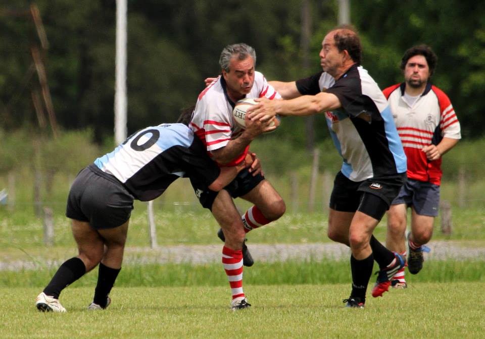  Areco Rugby Club - Centro Naval - RugbyV - Areco vs RON XV (Centro Naval) - Primer Encuentro de Veteranos en Areco con Vaquillona c/ Cuero 2014 (#ArecoVsRONXV2014) Photo by: Luis Robredo | Siuxy Sports 2014-10-18