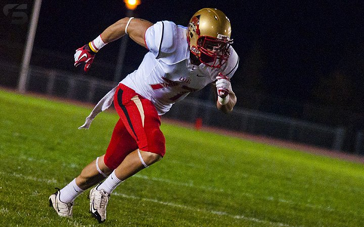  Université de Sherbrooke - Université Laval - Football - RSEQ Football - Sherbrooke (27) VS (40) Laval (#RSEQFootballSHRvLaval2011A) Photo by: Simon Duquette | Siuxy Sports 2011-09-17