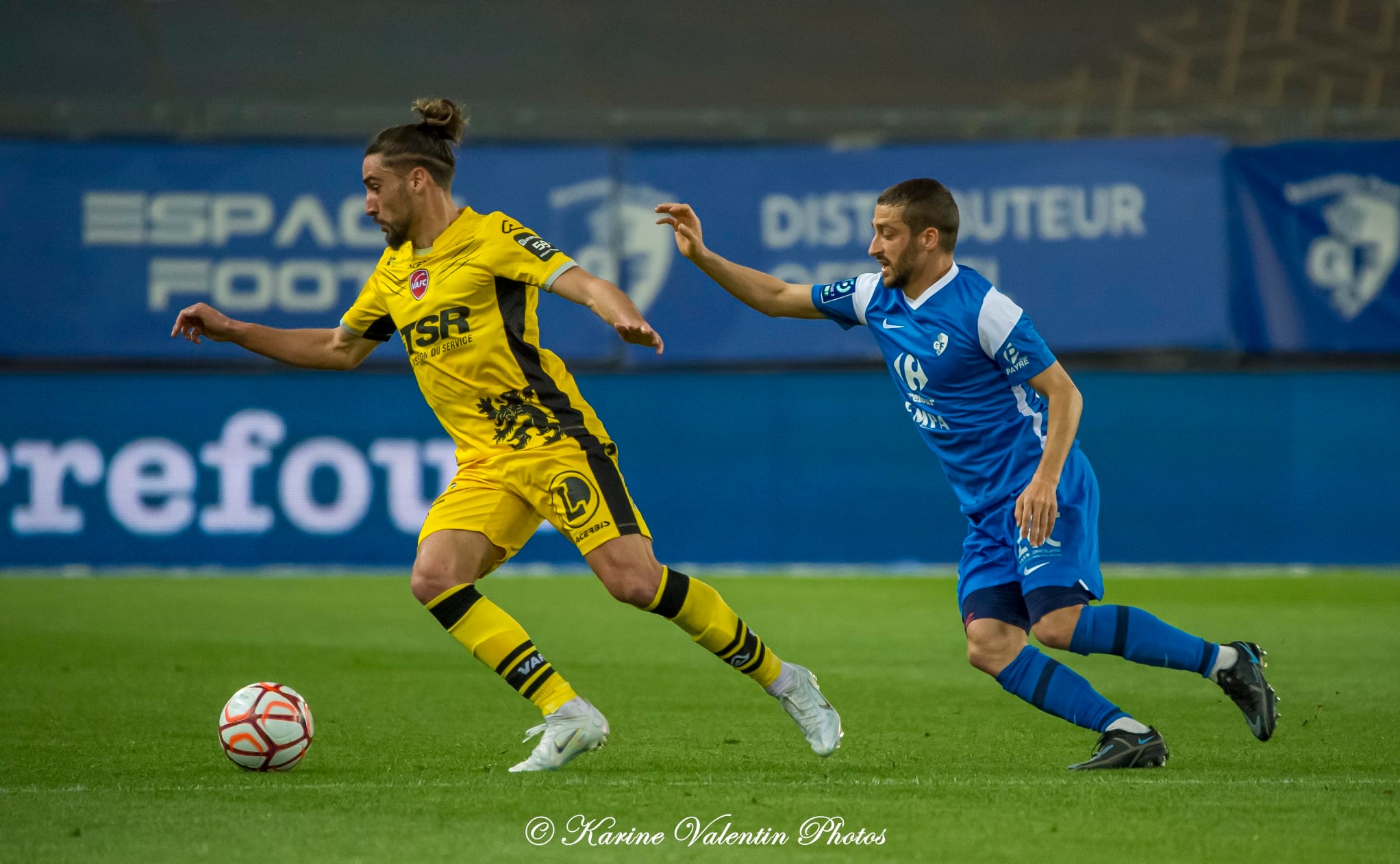  Grenoble Foot 38 - Valenciennes FC - Soccer - Grenoble (3) vs (0) Valenciennes (#GF38vsValenciennes2022) Photo by: Karine Valentin | Siuxy Sports 2022-04-19