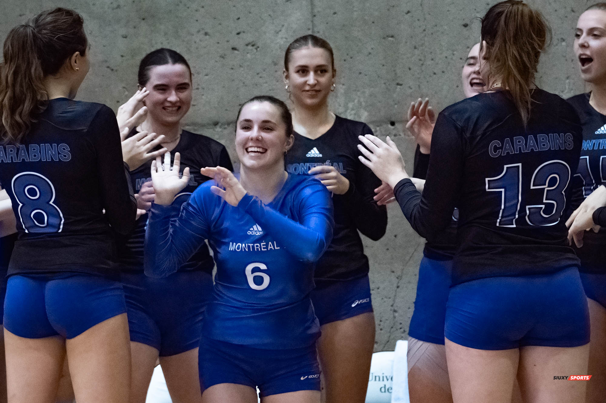 Alexe GAGNÉ - Chloé GALARNEAU-HALEY - Myriam KAYSER-TOURIGNY - Sarah MCGLASHAN -   -  - Volleyball -  () Photo by:  | Siuxy Sports 2021-11-12