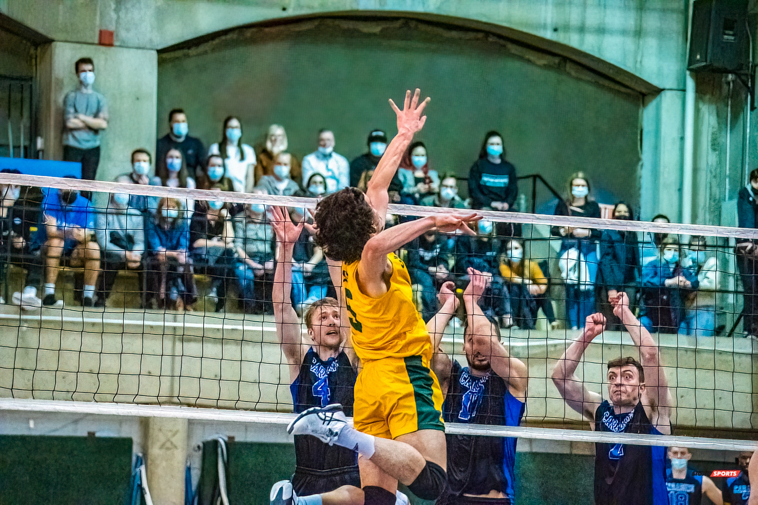 Simon BILODEAU - Julien BOILEAU - Zachary HOLLANDS - Nidhal RIDENE -  Université de Montréal - Université de Sherbrooke - Volleyball - Université de Sherbrooke (3) vs Université de Montréal (1) - Final 1 2022 (#VertOrVsCarabinsFinal1M) Photo by:  | Siuxy Sports 2022-03-19