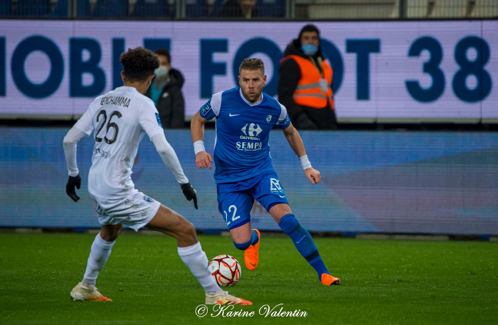  Grenoble Foot 38 - Chamois Niortais FC - Soccer - Grenoble Foot 38 vs Chamois Niortais FC (#GF38vsNiort) Photo by: Karine Valentin | Siuxy Sports 2022-02-15