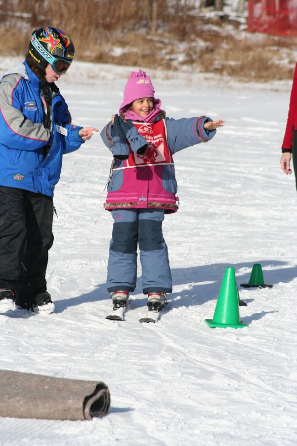 Emilie ALCHOURRON -  Bromley Mountain Resort -  - Alpine skiing - Moving'on () Photo by:  | Siuxy Sports 2007-01-01