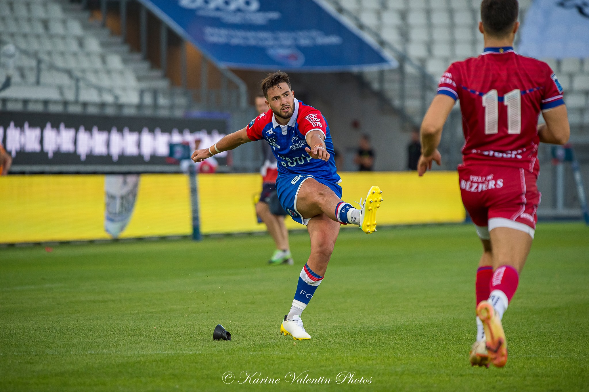 Romain TROUILLOUD -  FC Grenoble Rugby - AS Béziers Hérault - Rugby - FC GRENOBLE RUGBY (19) VS (15) AS BÉZIERS HÉRAULT (#FCGvsASBHaou2022) Photo by: Karine Valentin | Siuxy Sports 2022-08-26