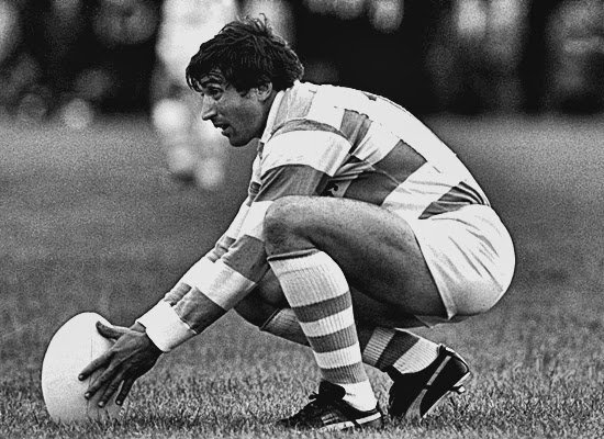 Hugo PORTA -   -  - Rugby - Preparando su magia () Photo by:  | Siuxy Sports 1985-11-02