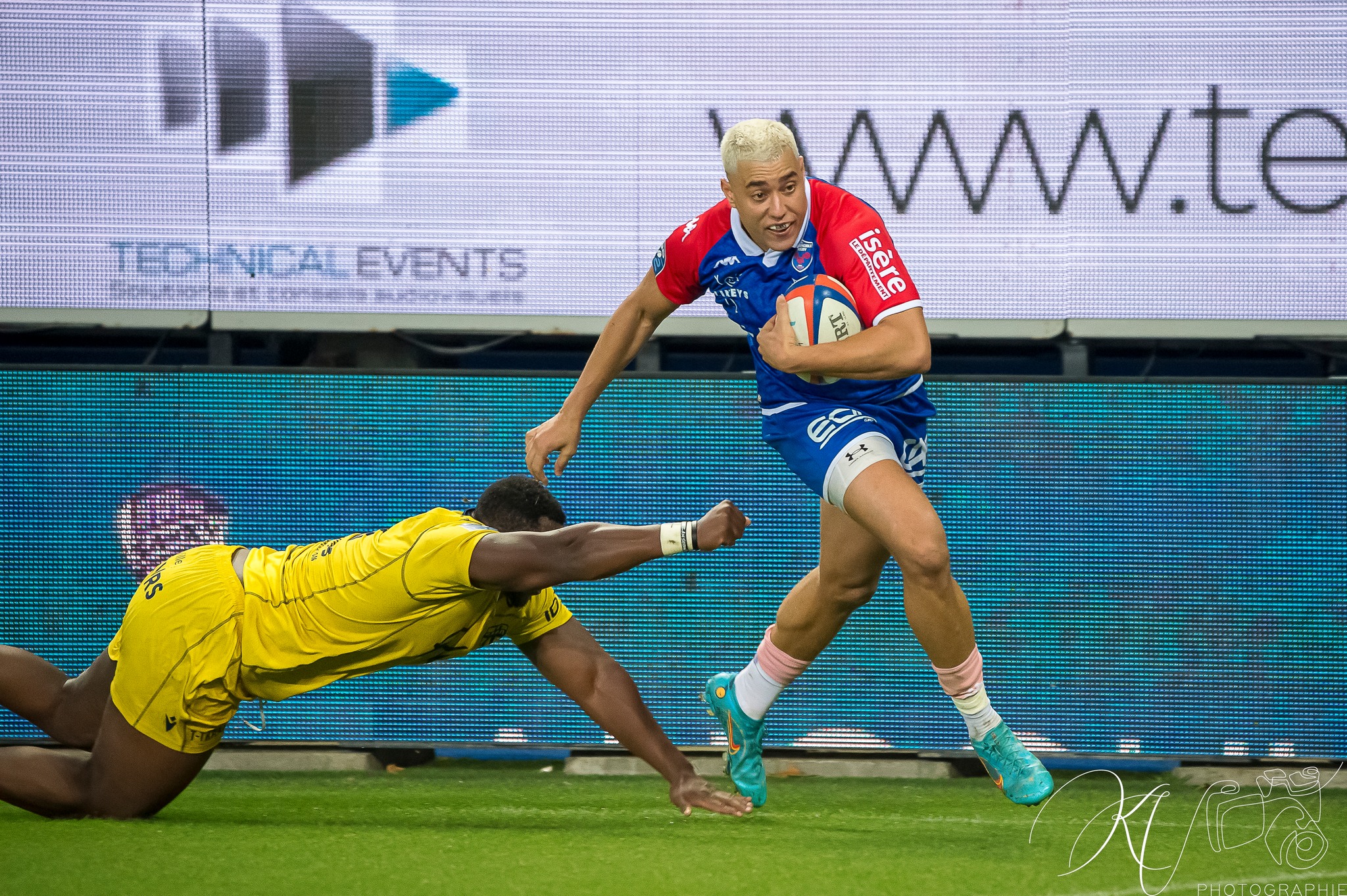 Karim QADIRI -  FC Grenoble Rugby - USON Nevers - Rugby - FC GRENOBLE RUGBY (19) VS USON NEVERS (18) - 2022 (#FCGvsUSONm22022) Photo by: Karine Valentin | Siuxy Sports 2022-10-27
