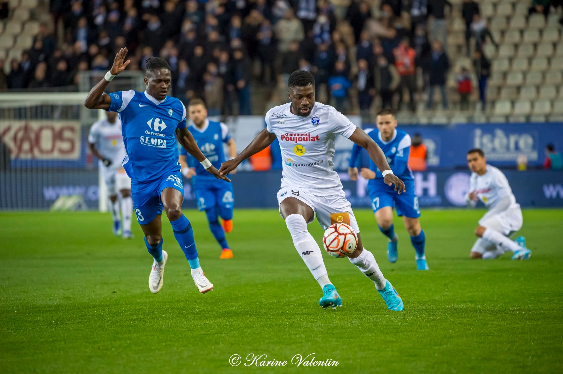  Grenoble Foot 38 - Chamois Niortais FC - Soccer - Grenoble Foot 38 vs Chamois Niortais FC (#GF38vsNiort2022) Photo by: Karine Valentin | Siuxy Sports 2022-02-15