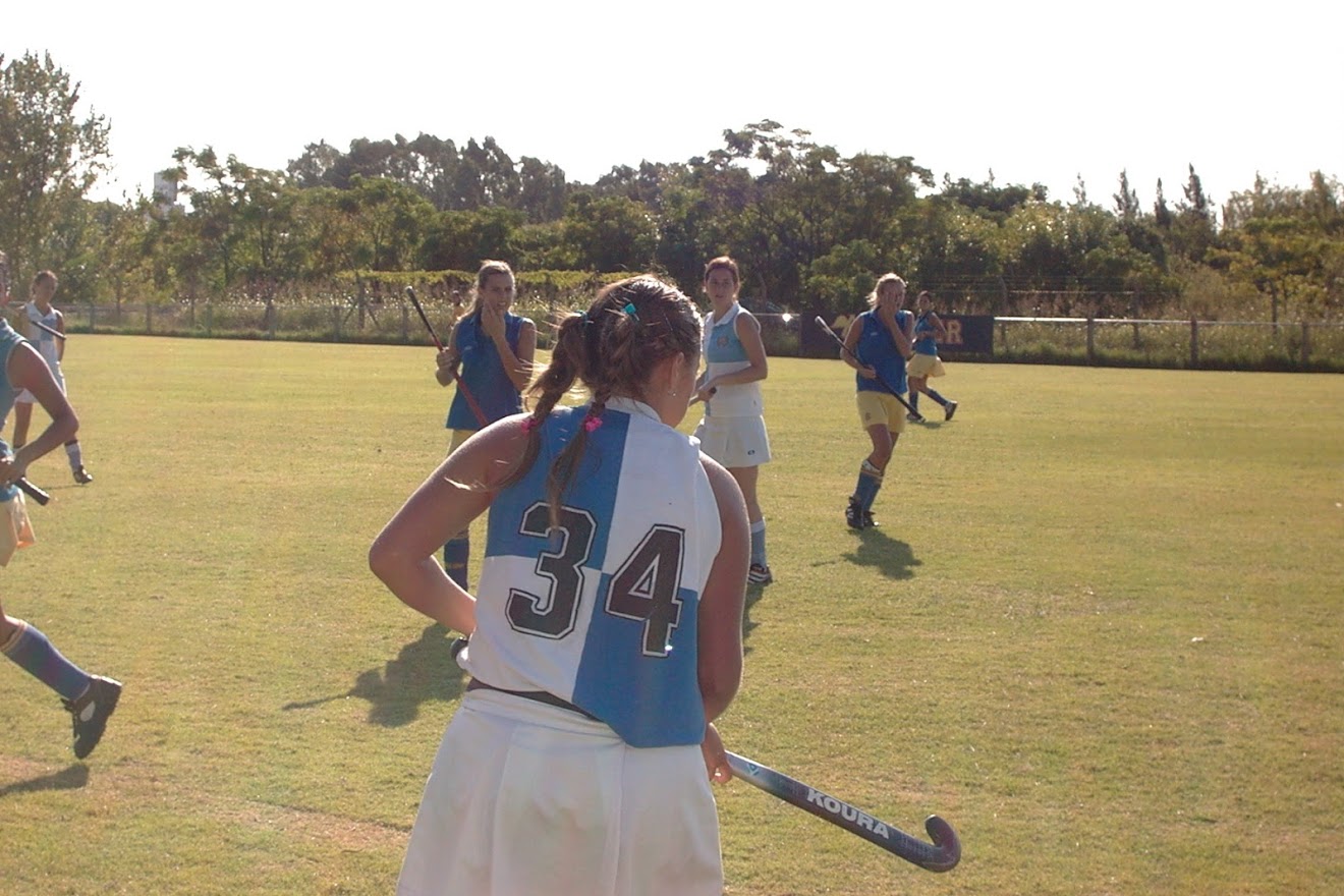 Mercedes PALACIN -  Centro Naval -  - Field hockey - Mechi Palacin, numero 34 () Photo by:  | Siuxy Sports 2002-03-21