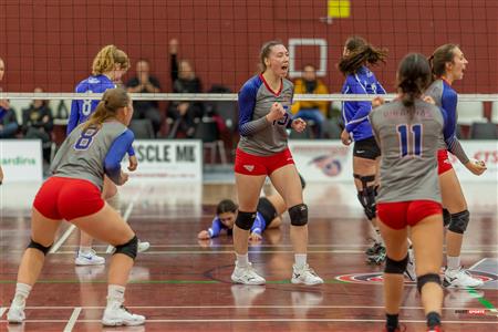 RSEQ - Volley Fém (D2) - ETS (2) vs (3) UQAR - Reel D (Célébrations)