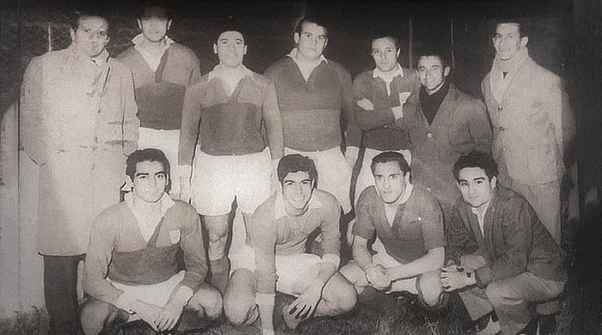 Mario CARLUCCIO - Guillermo DE LA VEGA - Jon SEVILLANO - Oscar SEVILLANO -  Asociación Deportiva Francesa -  - Rugby - Equipo de seven, 1970 () Photo by:  | Siuxy Sports 1970-10-01