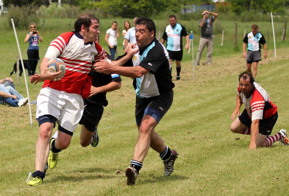  Areco Rugby Club - Centro Naval - RugbyV - Areco vs RON XV (Centro Naval) - Primer Encuentro de Veteranos en Areco con Vaquillona c/ Cuero 2014 (#ArecoVsRONXV2014) Photo by: Luis Robredo | Siuxy Sports 2014-10-18