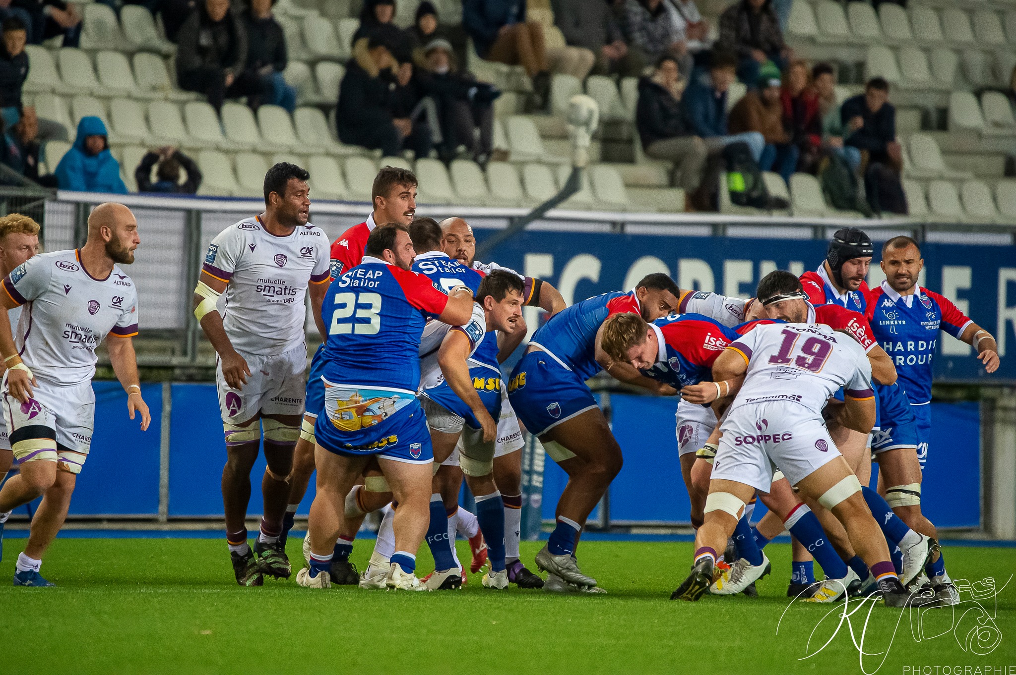  FC Grenoble Rugby - Soyaux Angoulême - Rugby - FC Grenoble (24) VS (18) Soyaux Angoulême (2022) (#FCGvsSA2022R11) Photo by: Karine Valentin | Siuxy Sports 2022-11-18