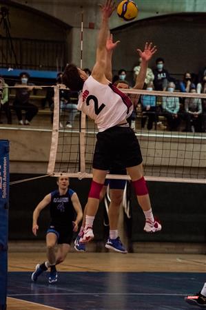 Université de Montréal (3) vs University of New Brunswick (0)