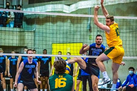 Julien Vanier - Volleyball - Université de Sherbrooke (3) vs Université de Montréal (1) - Final 1 2022 - Université de Montréal - Université de Sherbrooke