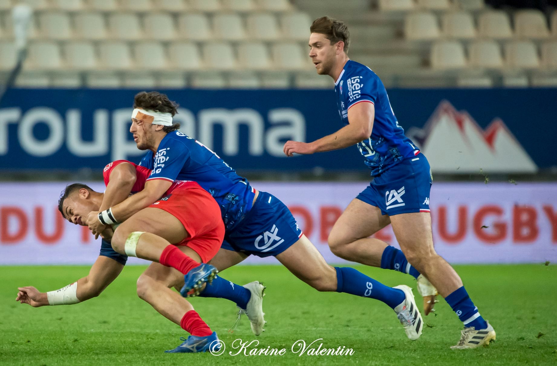 Bautista EZCURRA - Corentin GLENAT -  FC Grenoble Rugby - Stade Aurillacois - Rugby - FC Grenoble Rugby vs Stade Aurillacois - 2022 (#FCGvsSA2022R02) Photo by: Karine Valentin | Siuxy Sports 2022-02-18