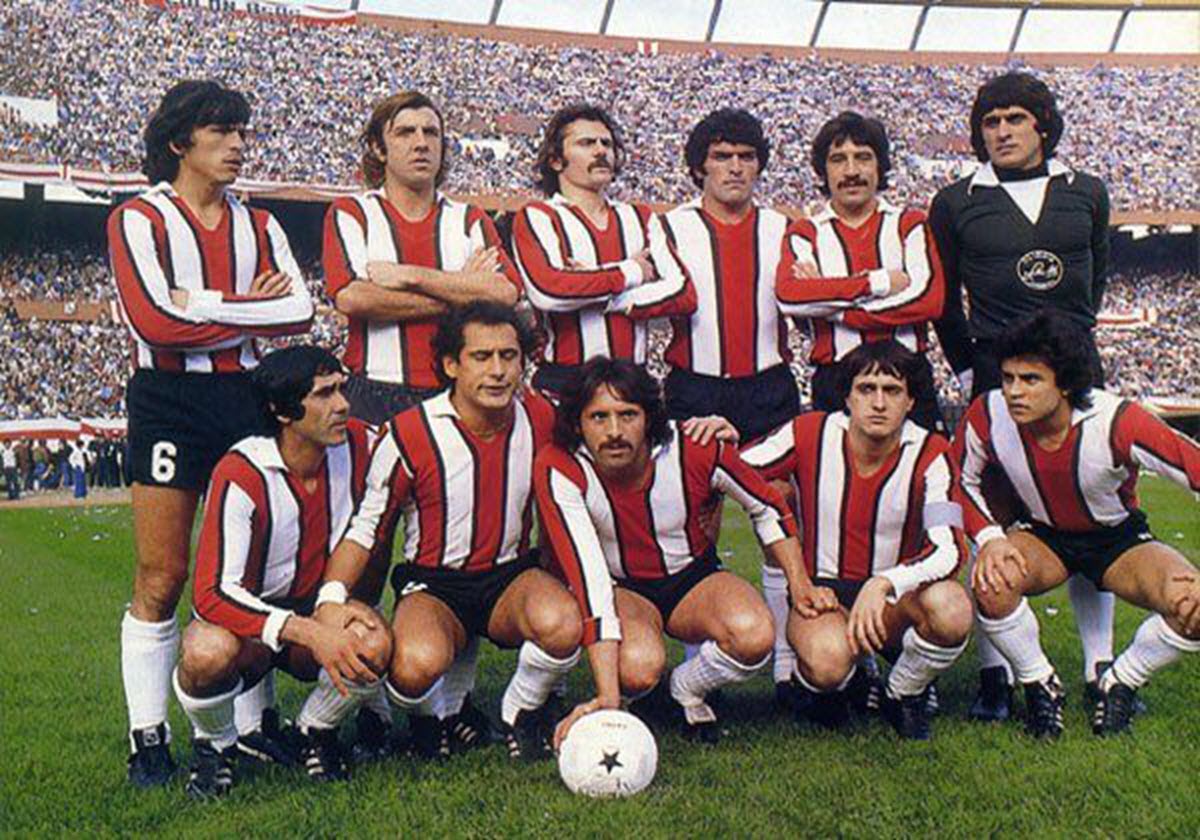 Norberto ALONSO - Emilio Nicolas COMMISSO - Ubaldo Matildo FILLOL - Pedro GONZALEZ - Hector LOPEZ - Juan José LÓPEZ - Leopoldo Jacinto LUQUE - Reinaldo MERLO - Daniel Alberto PASSARELLA - José Luis PAVONI - Eduardo Omar SAPORITI -  Club Atlético River Plate -  - Soccer - Equipo de 1979 () Photo by:  | Siuxy Sports 1979-06-01