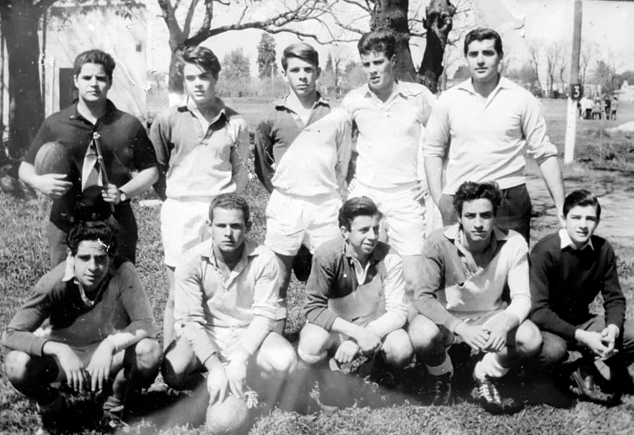Miguel ALGET - José BACA CASTEX - Eduardo CHIOCCONI - Roberto DEBERNARDI - Rafael DELPECH - Raul FAGALDE - Horacio JAUREGUI - Justo LIJÓ PAVÍA - Gustavo RUETE - César SOLVEYRA -  Club Champagnat -  - Rugby - Equipo campeón del seven de cuarta, 1965  () Photo by:  | Siuxy Sports 1965-11-10