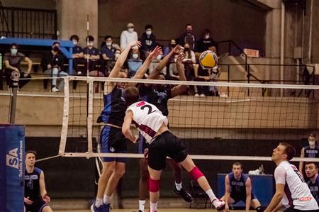 Université de Montréal (3) vs University of New Brunswick (0)