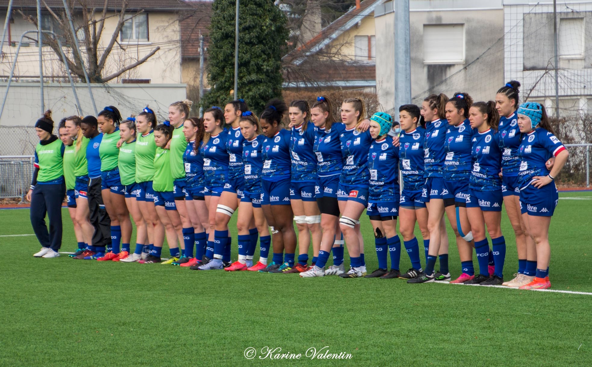 Makarita BALEINAGODO - Alexandra CHAMBON - Emma GALLAGHER - Océane MILLO CHEVREY - Emma POULAT - Charlotte SUILLEROT - Florine THIRON - Julia TURC -  FC Grenoble Rugby -  - Rugby - Grenoble Amazones vs Stade Rennais Rugby (#AmazonesVsSRR2022jan) Photo by: Karine Valentin | Siuxy Sports 2022-01-30