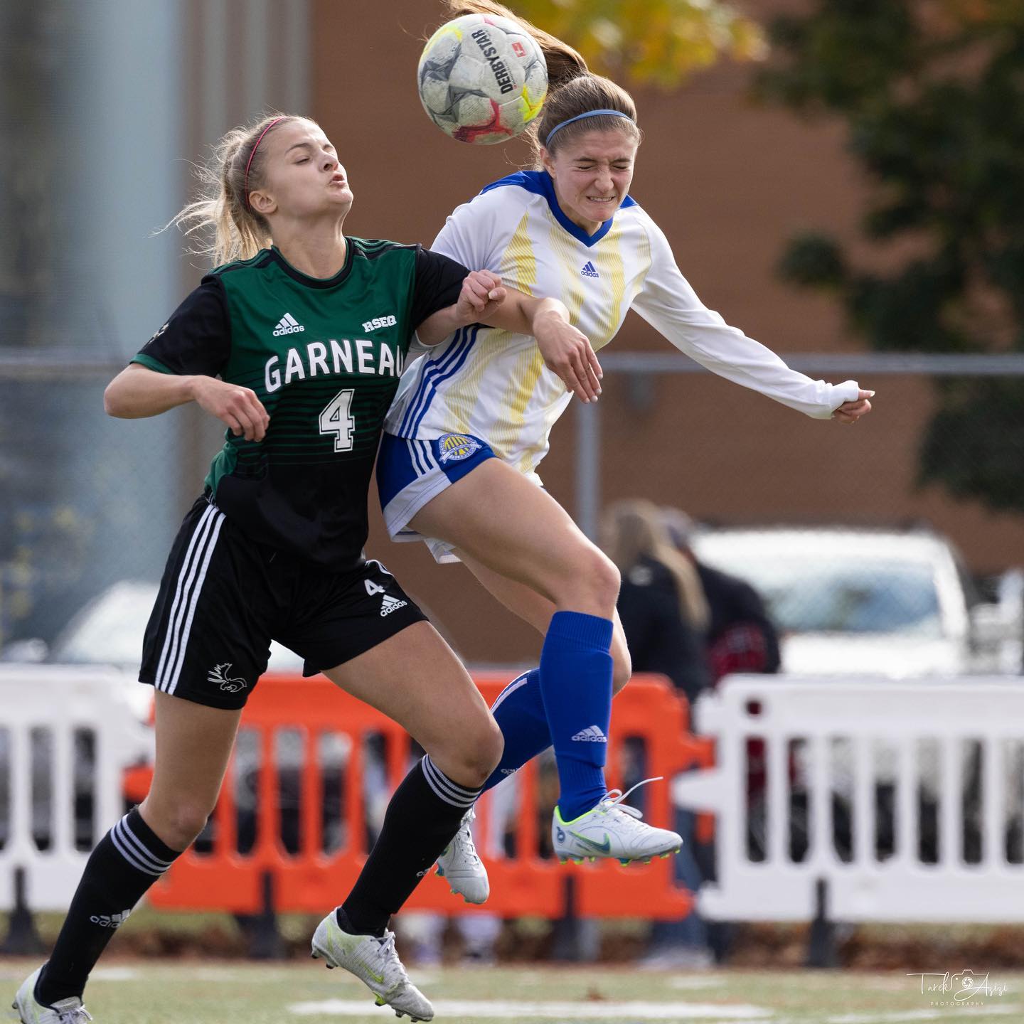  College John Abbott - Cégep Garneau - Soccer - RSEQ - Soccer Fém - J.Abbott C (1) vs (3) Garneau (#RSEQsocJACGAR2022) Photo by: Tarek Azizi | Siuxy Sports 2022-10-16