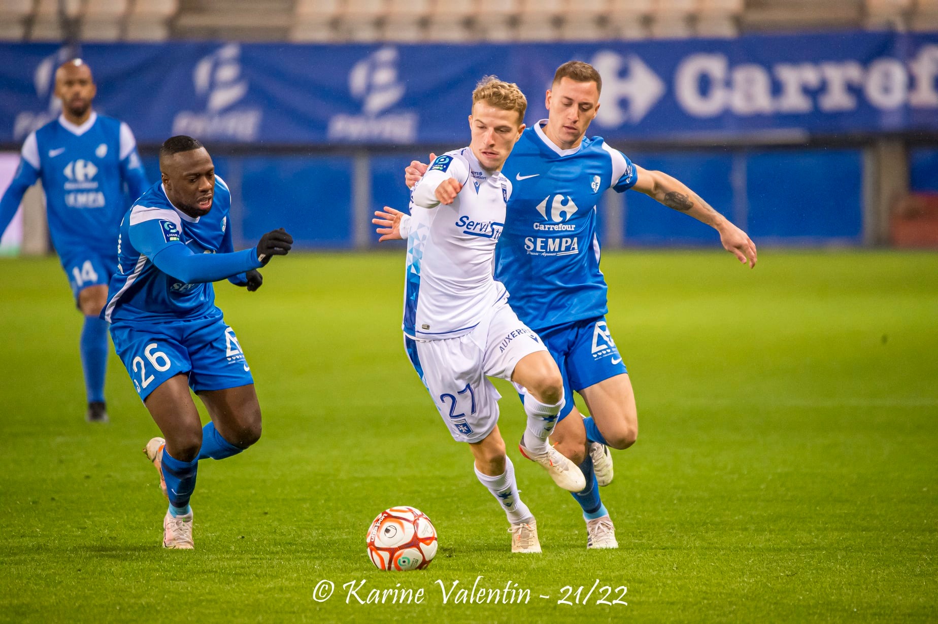 Joris CORREA - Alex GERSBACH - Alexis TROUILLET -  Grenoble Foot 38 - AJ Auxerre - Soccer - GF38 vs AJ Auxerre  (#GF38vsAJAuxerre2022jan) Photo by: Karine Valentin | Siuxy Sports 2022-01-08