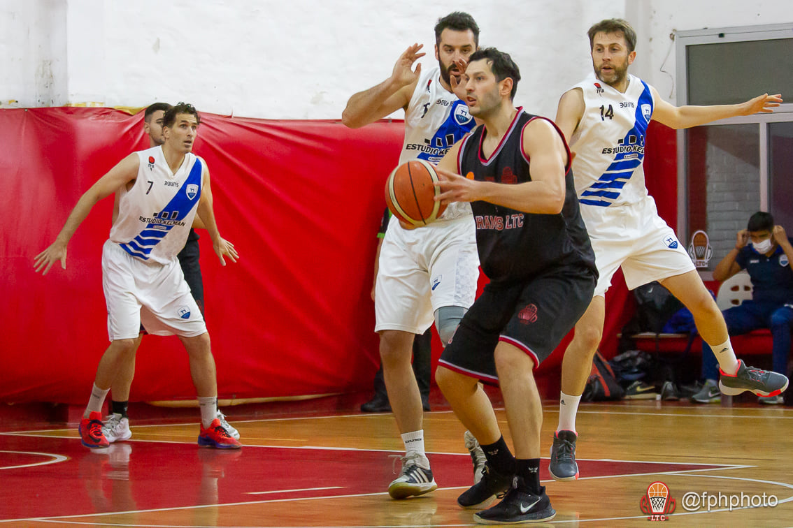  Ramos Mejía Lawn Tennis Club - Sociedad Hebraica Argentina - Basketball - Ramos Mejia Lawn Tennis Club Vs Hebraica Basquet 2021 (#RMLTCvsSHA2011) Photo by: Alan Roy Bahamonde | Siuxy Sports 2021-06-09