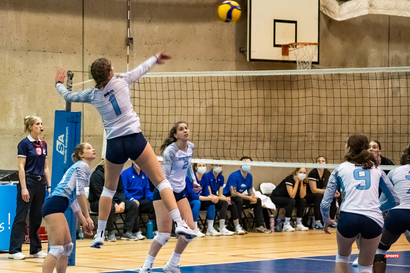 Laura CÔTÉ-COLLIN -  Université de Montréal - Université du Québec à Montréal - Volleyball - Université de Montréal vs Université du Québec à Montréal - Volleyball Fém (#CrbnsVsCtdns2022VollF) Photo by:  | Siuxy Sports 2022-02-26