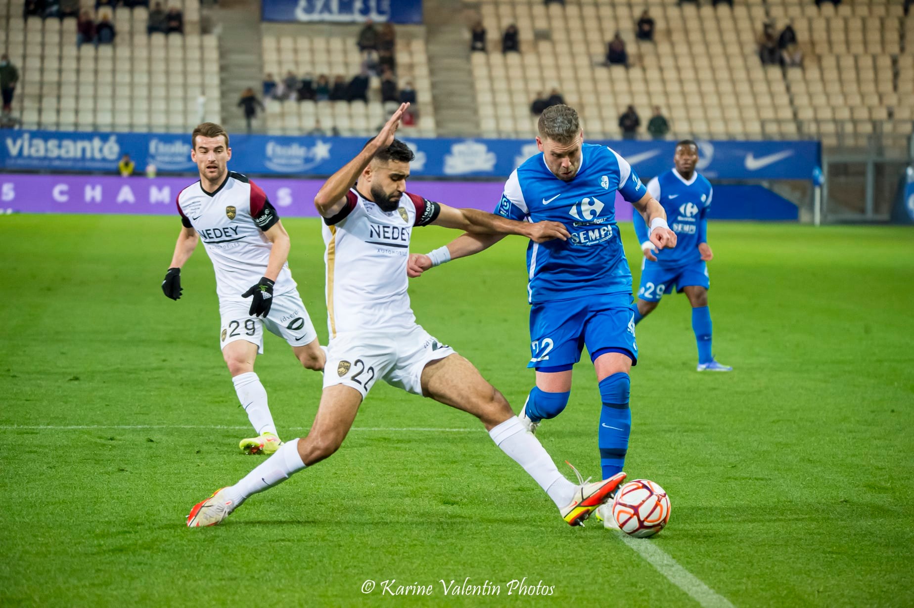  Grenoble Foot 38 - FC Sochaux-Montbéliard - Soccer - Grenoble Vs Sochaux (#GF38vsFCSM2022) Photo by: Karine Valentin | Siuxy Sports 2022-02-12