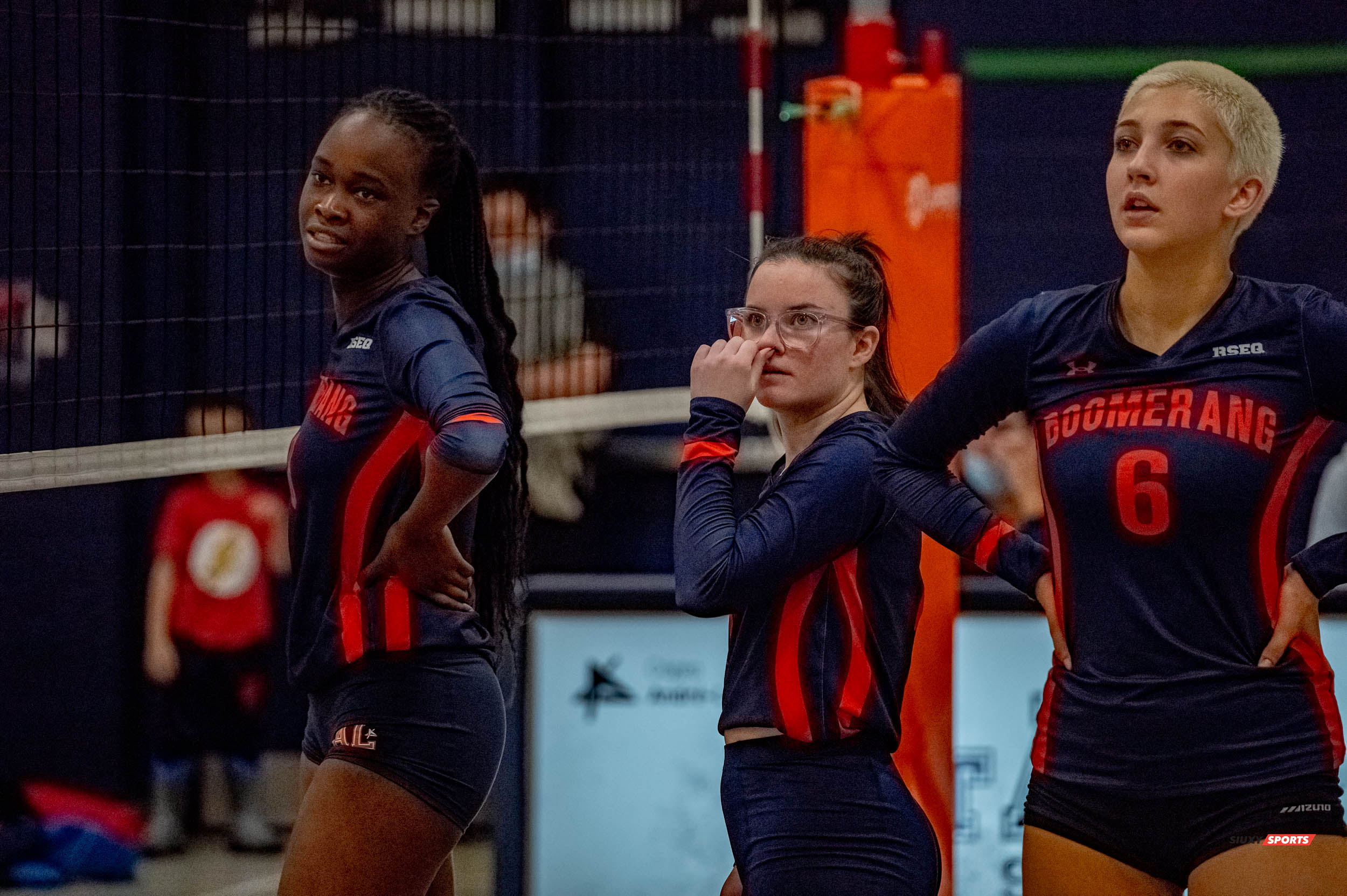 Maryam FATI - Camille LAMONTAGNE - Laurie-Maude RENAUD -  Cégep André Laurendeau -  - Volleyball -  (#VolleyFemCALvsCMV) Photo by:  | Siuxy Sports 2021-11-22