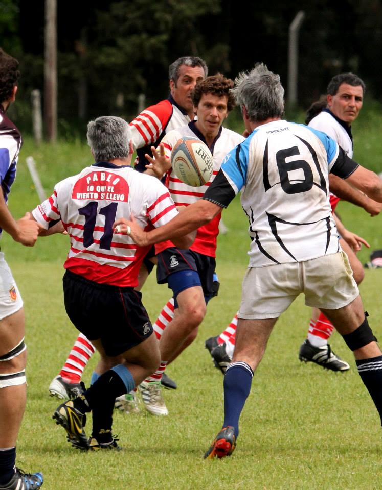  Areco Rugby Club - Centro Naval - RugbyV - Areco vs RON XV (Centro Naval) - Primer Encuentro de Veteranos en Areco con Vaquillona c/ Cuero 2014 (#ArecoVsRONXV2014) Photo by: Luis Robredo | Siuxy Sports 2014-10-18