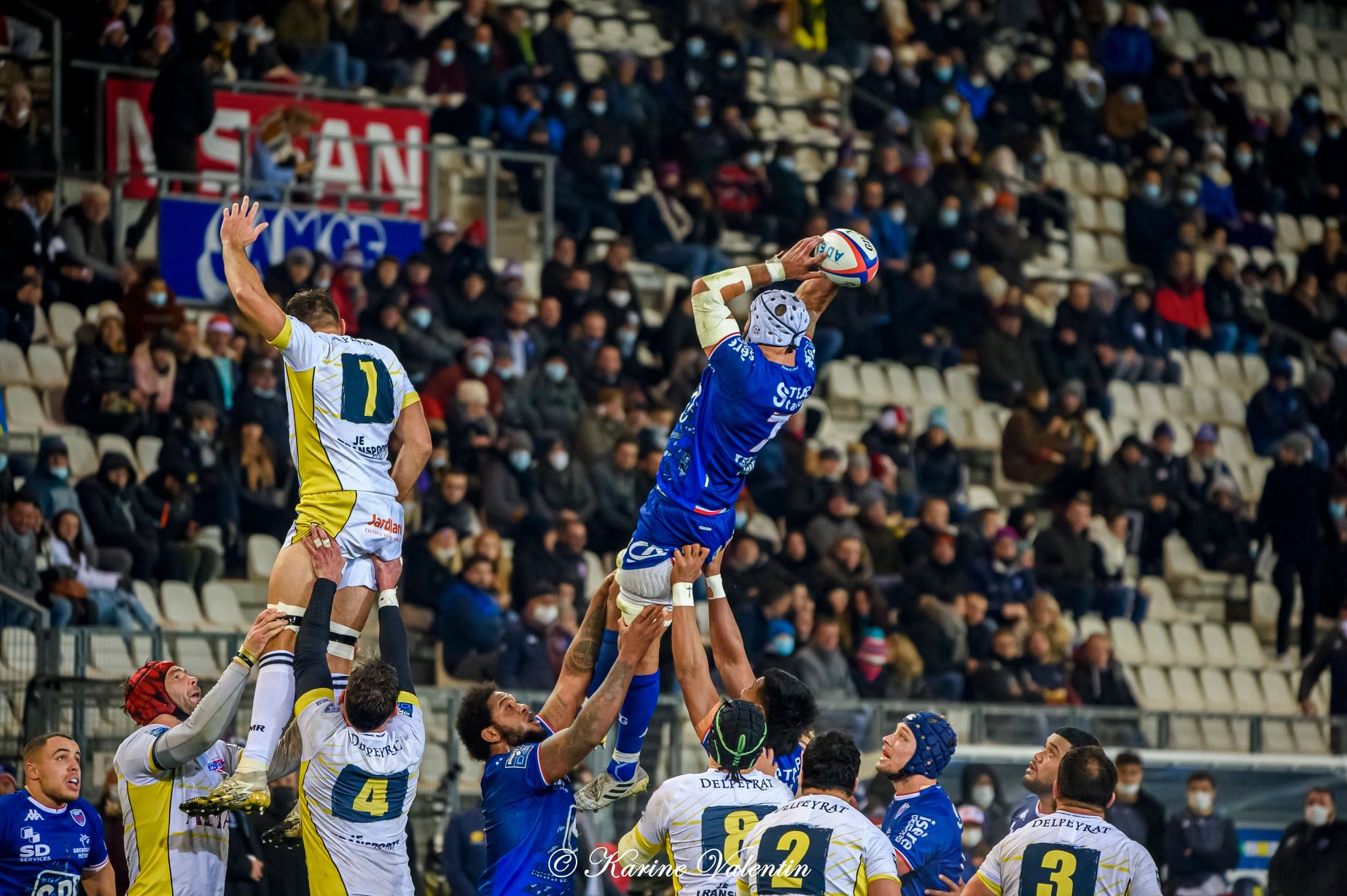 Antonin BERRUYER - Levi DOUGLAS - Toma'akino TAUFA -  FC Grenoble Rugby - Stade Montois - Rugby -  (#GrenobleVsSMontois2021Dec) Photo by: Karine Valentin | Siuxy Sports 2021-12-09