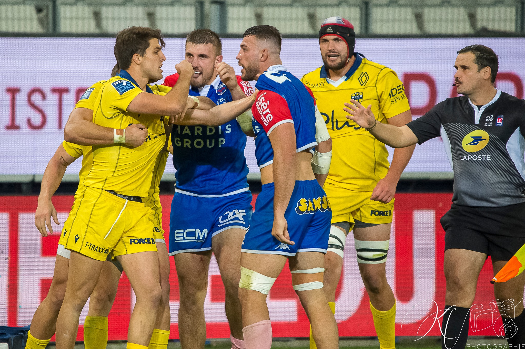 Romain FUSIER - Thibaut MARTEL -  FC Grenoble Rugby - USON Nevers - Rugby - FC GRENOBLE RUGBY (19) VS USON NEVERS (18) - 2022 (#FCGvsUSONm22022) Photo by: Karine Valentin | Siuxy Sports 2022-10-27