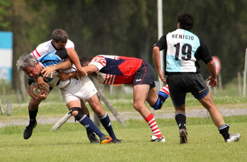  Areco Rugby Club - Centro Naval - RugbyV - Areco vs RON XV (Centro Naval) - Primer Encuentro de Veteranos en Areco con Vaquillona c/ Cuero 2014 (#ArecoVsRONXV2014) Photo by: Luis Robredo | Siuxy Sports 2014-10-18