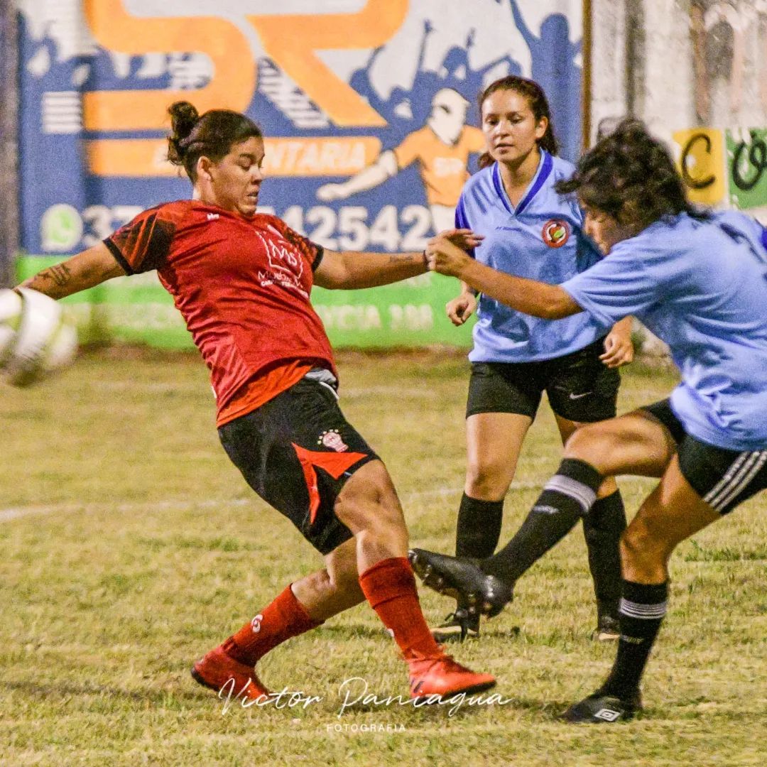   -  - Soccer - Las Estrellas Misioneras del fútbol femenino contra el seleccionado de Apóstoles (#EstrellasMisionerasVsApostoles) Photo by: Victor Hugo Paniagua | Siuxy Sports 2022-01-16