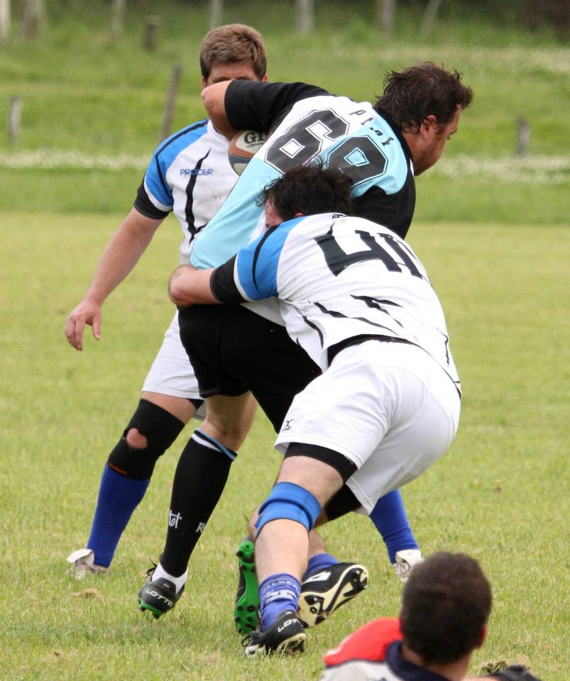  Cambalache XV - Centro Naval - RugbyV - Cambalache XV vs RON XV (Centro Naval) - Primer Enc. Veteranos en Areco con Vaquillona c/Cuero 2014 (#CambalacheXVvsRONXV2014) Photo by: Luis Robredo | Siuxy Sports 2014-10-18